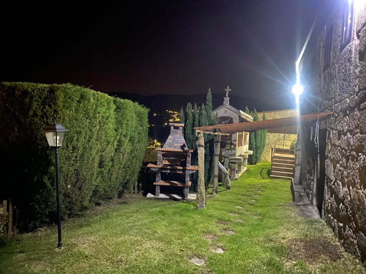Casa Rural O Carballo Da Pedra La Caniza Ngoại thất bức ảnh